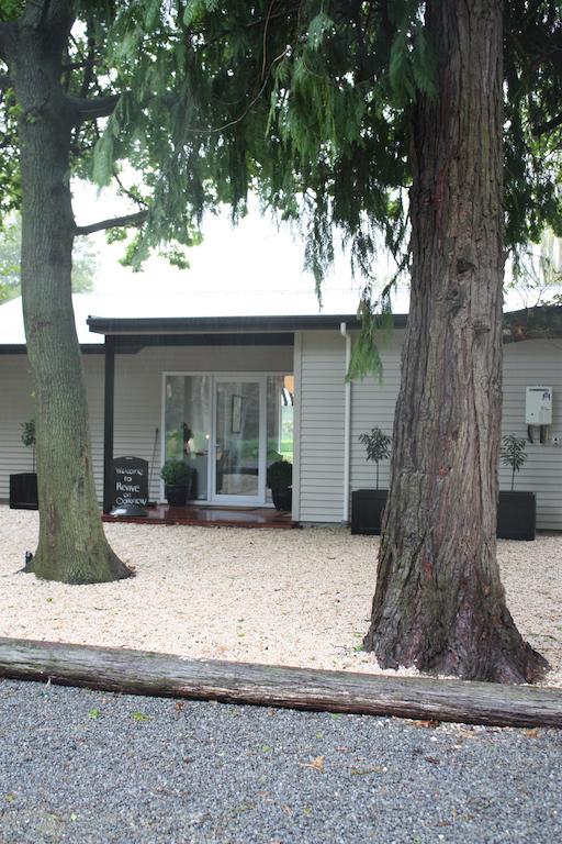 Revive On Oakview Boutique Beauty And Accommodation Ashburton Eksteriør bilde